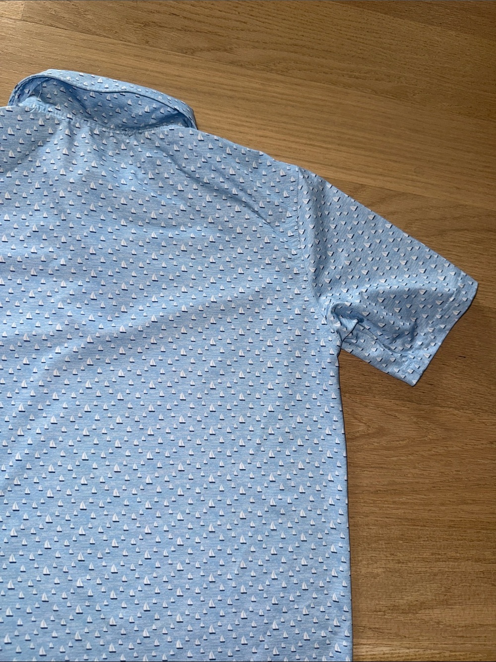 Vineyard Vines Boys Pale Blue Patterned Short-Sleeve Polo size YM - Picture 9 of 10